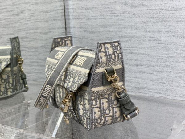 SMALL DIORCAMP BAG