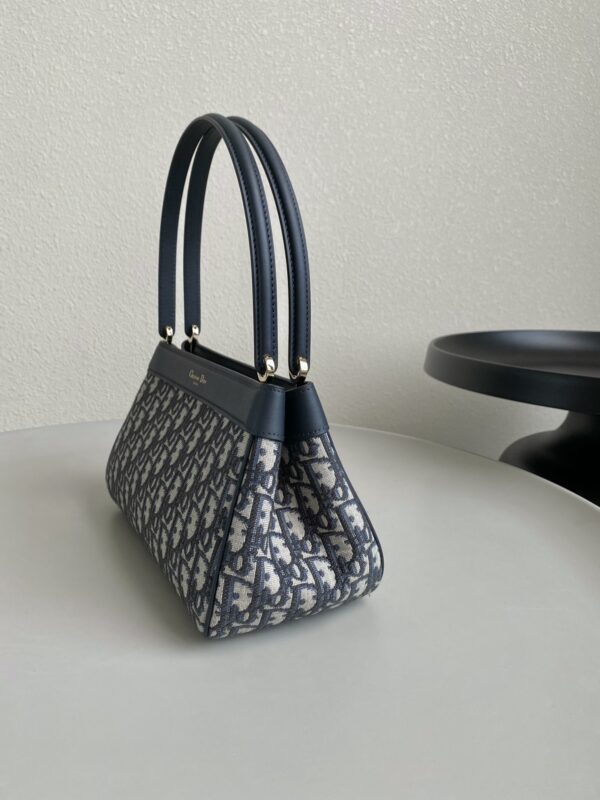 MEDIUM DIOR KEY BAG