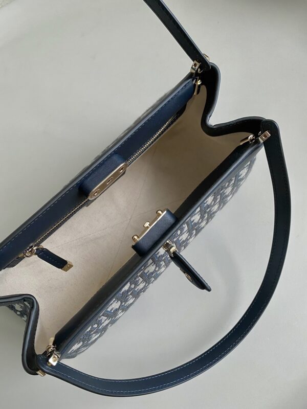 MEDIUM DIOR KEY BAG