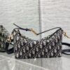 MEDIUM DIORTRAVEL NOMAD POUCH