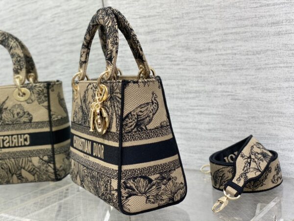 Dior Medium Lady D-Lite bag