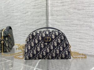 Dior 30 MONTAIGNE BAG