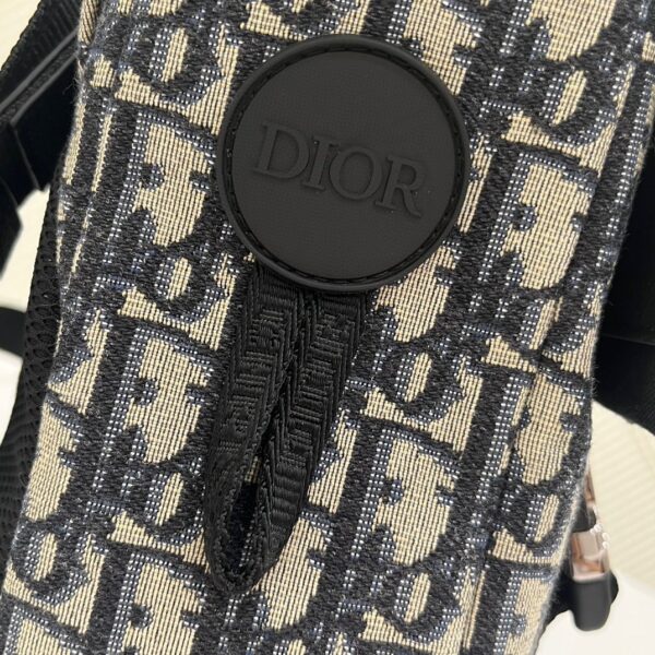 DIOR EXPLORER MESSENGER BAG