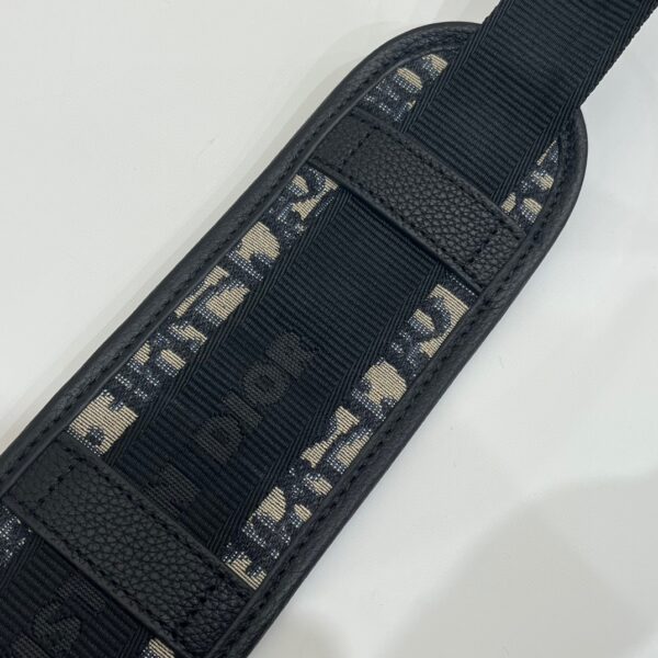 DIOR EXPLORER MESSENGER BAG