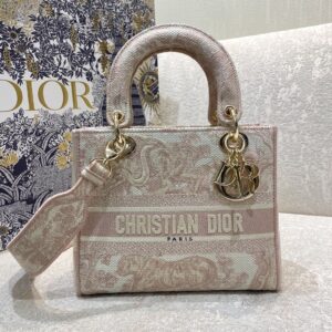 Dior Medium Lady D-Lite bag