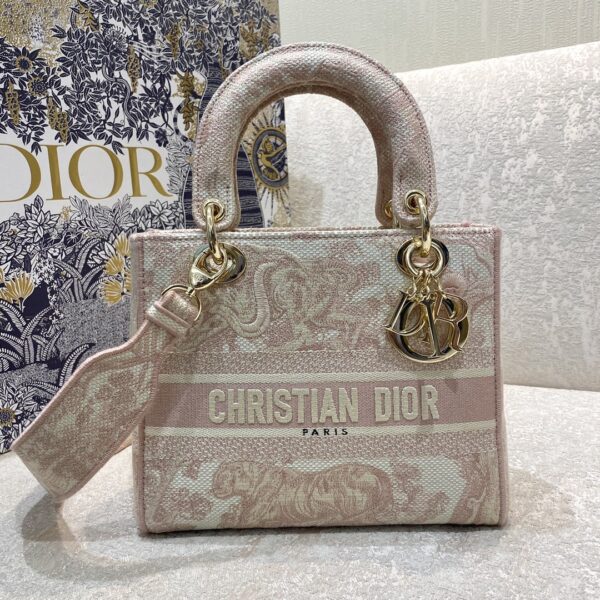 Dior Medium Lady D-Lite bag