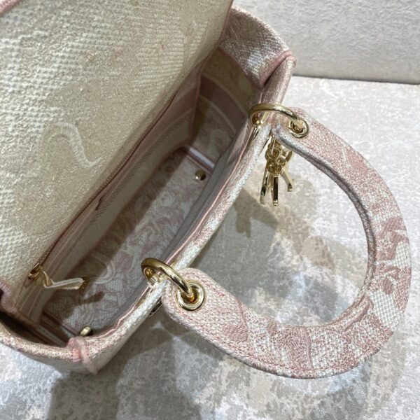 Dior Medium Lady D-Lite bag