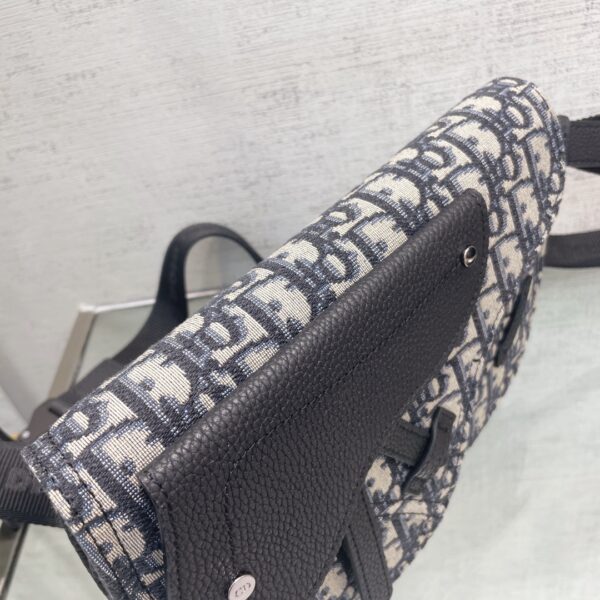 Dior Oblique Saddle Pouch