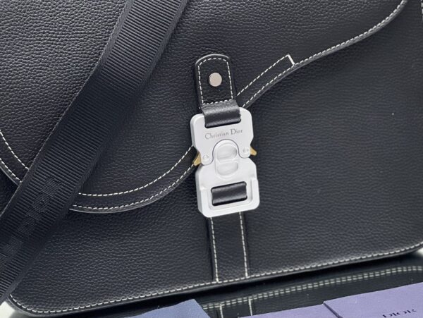 Dior Saddle Pouch