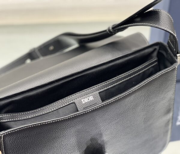 Dior Saddle Pouch
