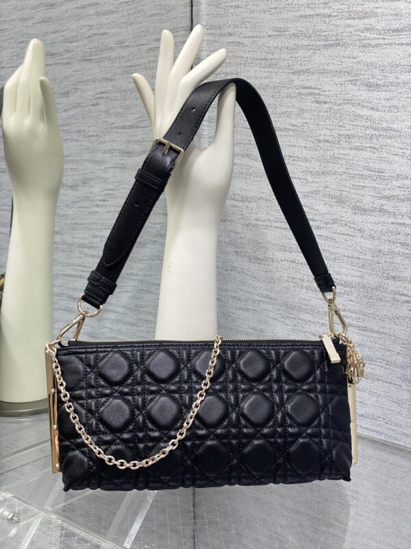 DIOR CLUB BAG