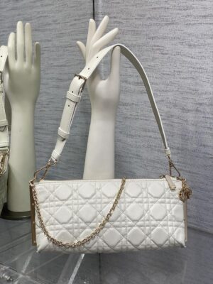 DIOR CLUB BAG