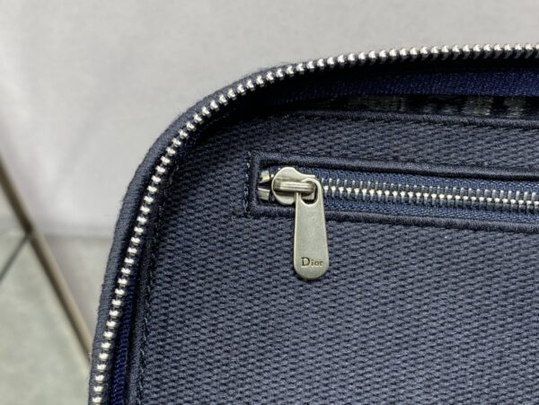 DIOR TRAVEL VANITY
