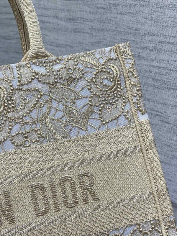MEDIUM DIOR BOOK TOTE