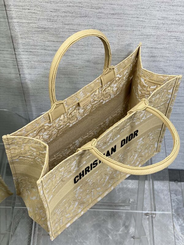 LARGE DIOR BOOK TOTE