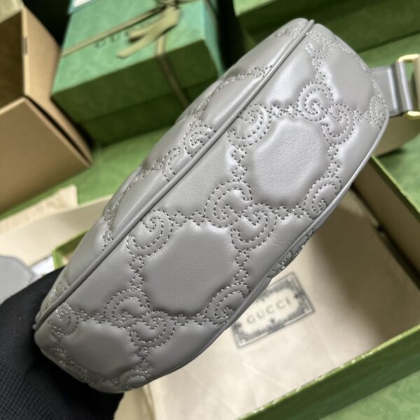 Gucci GG MATELASSÉ SMALL SHOULDER BAG