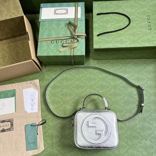Gucci Blondie top handle bag