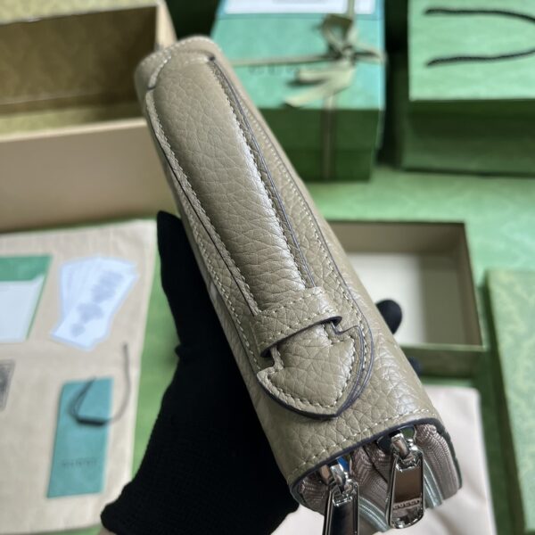 Gucci JUMBO GG TRAVEL DOCUMENT CASE