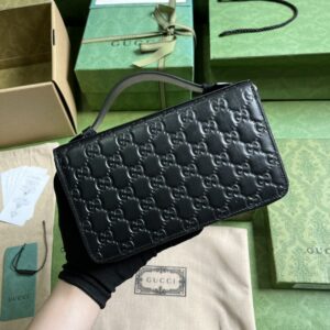 Gucci JUMBO GG TRAVEL DOCUMENT CASE