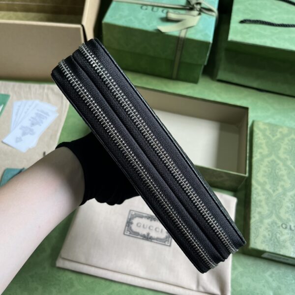 Gucci JUMBO GG TRAVEL DOCUMENT CASE