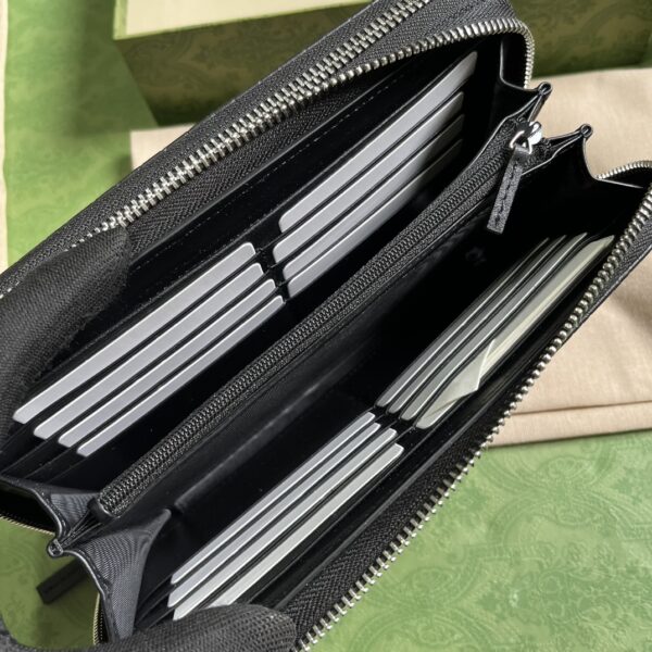 Gucci JUMBO GG TRAVEL DOCUMENT CASE