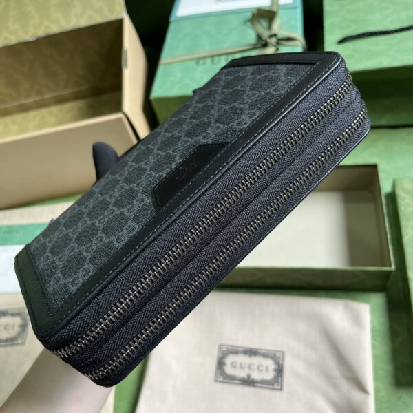 Gucci JUMBO GG TRAVEL DOCUMENT CASE