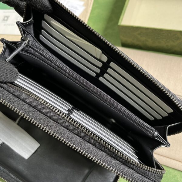 Gucci JUMBO GG TRAVEL DOCUMENT CASE