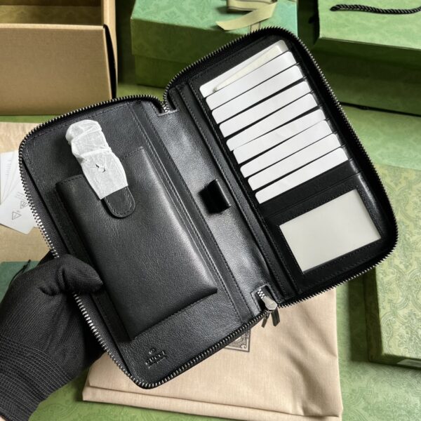 Gucci JUMBO GG TRAVEL DOCUMENT CASE