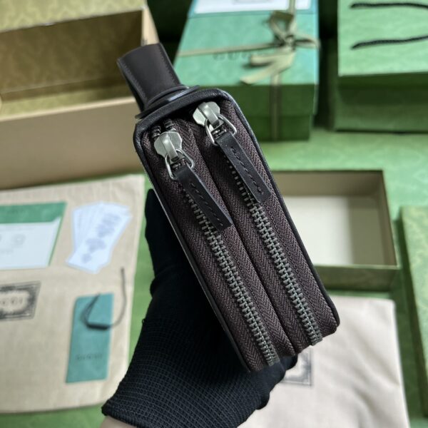 Gucci JUMBO GG TRAVEL DOCUMENT CASE