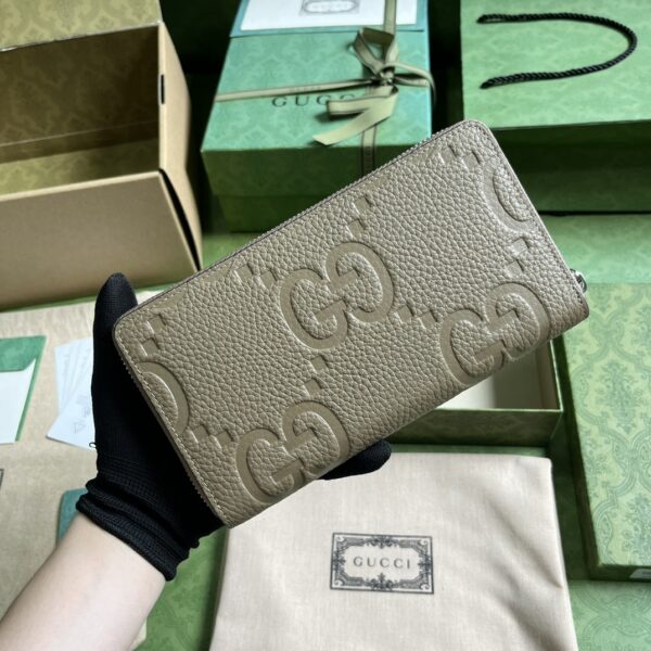 Gucci Jumbo GG zipped leather wallet