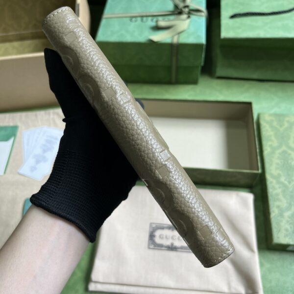 Gucci Jumbo GG zipped leather wallet