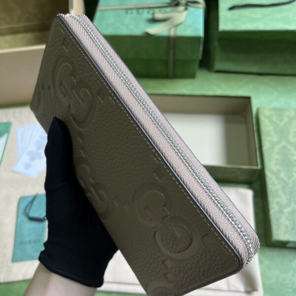 Gucci Jumbo GG zipped leather wallet