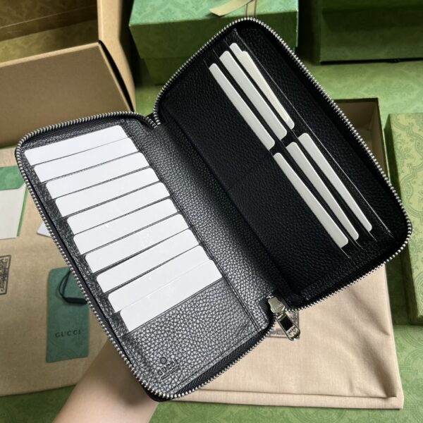 Gucci Jumbo GG zipped leather wallet