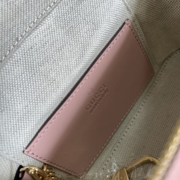 Gucci GG MATELASSÉ TOP HANDLE MINI BAG