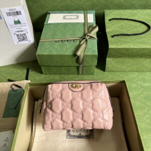 Gucci GG Matelassé beauty case