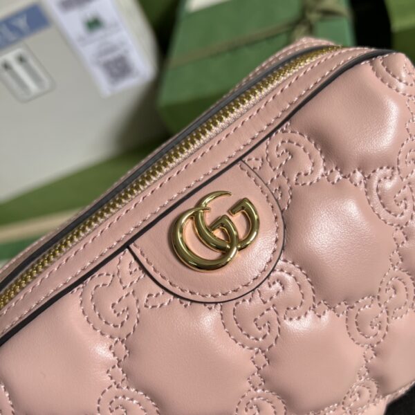 Gucci GG Matelassé beauty case