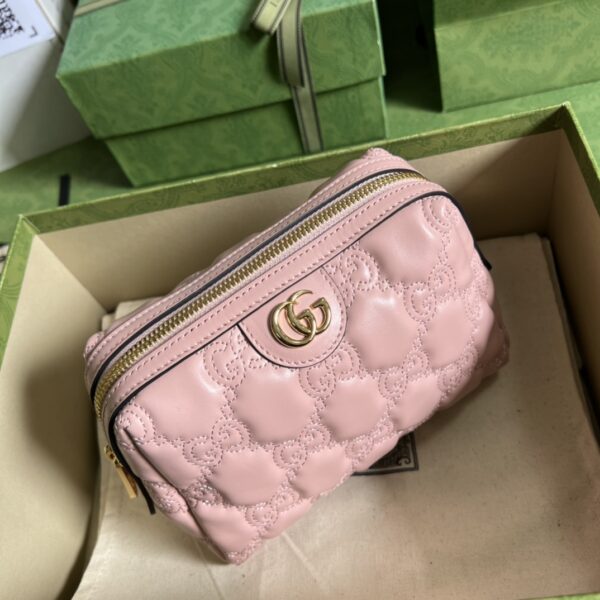Gucci GG Matelassé beauty case