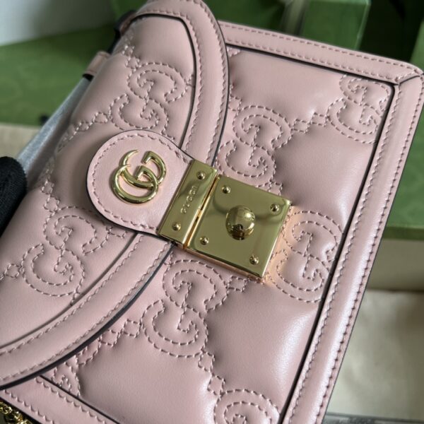 Gucci GG MATELASSÉ SMALL TOP HANDLE BAG