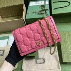 Gucci GG MATELASSÉ CHAIN WALLET