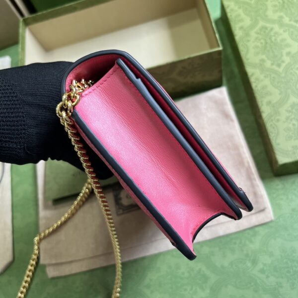 Gucci GG MATELASSÉ CHAIN WALLET