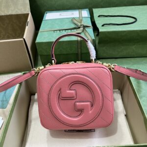 Gucci Blondie top handle bag