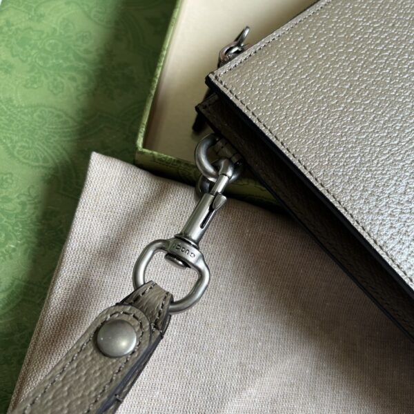 GUCCI GG MARMONT LEATHER POUCH