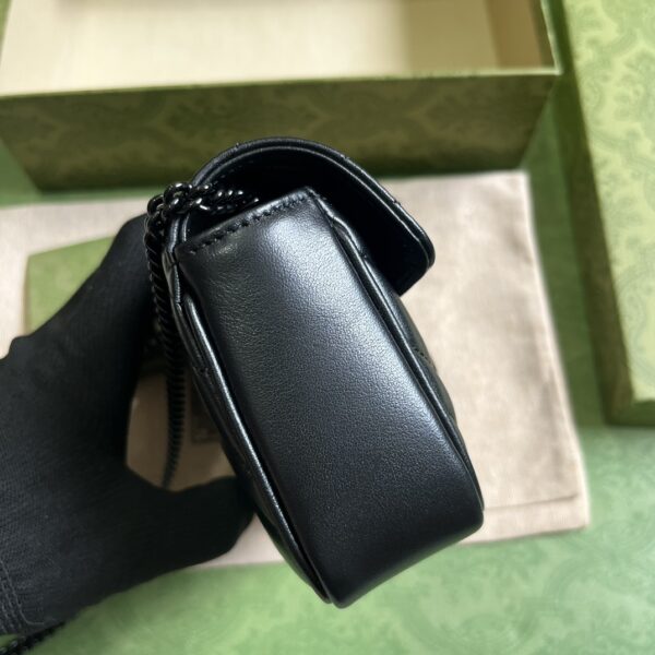 Gucci GG Marmont super mini bag