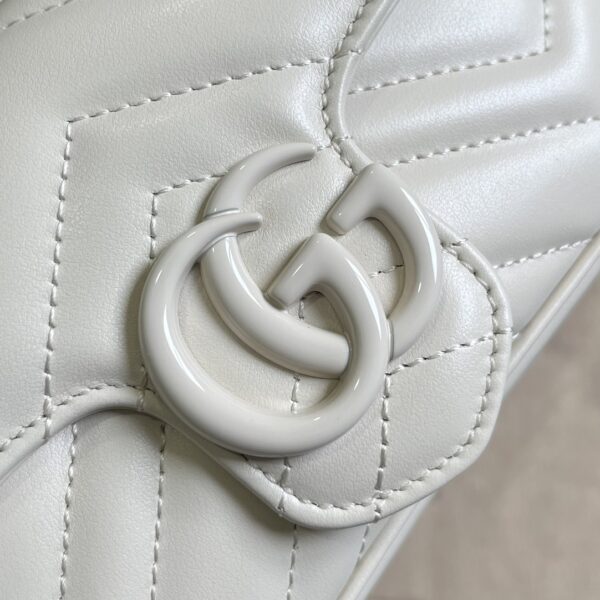 Gucci GG Marmont super mini bag