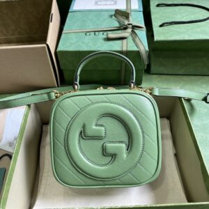 Gucci Blondie top handle bag