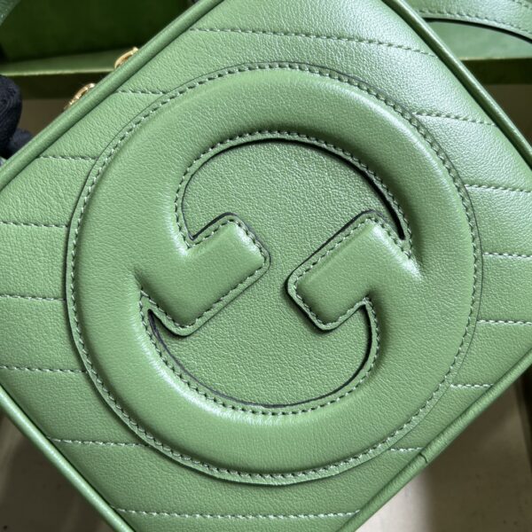 Gucci Blondie top handle bag