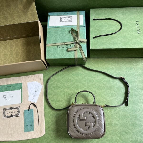 Gucci Blondie top handle bag