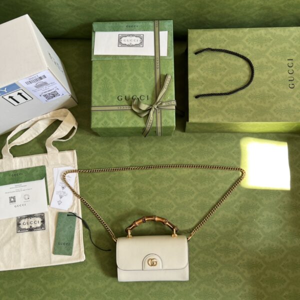 GUCCI DIANA MINI BAG