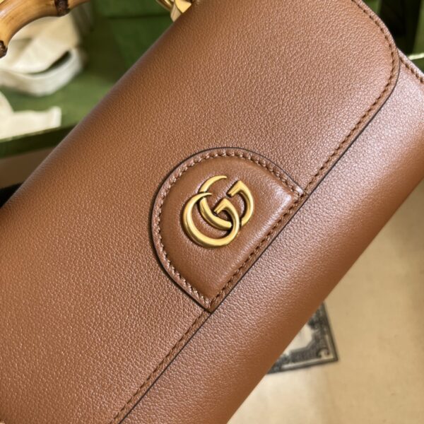 GUCCI DIANA MINI BAG