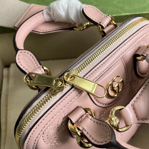Gucci GG Matelasse handbag